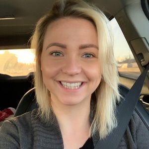 Meet your Posher, Hayley